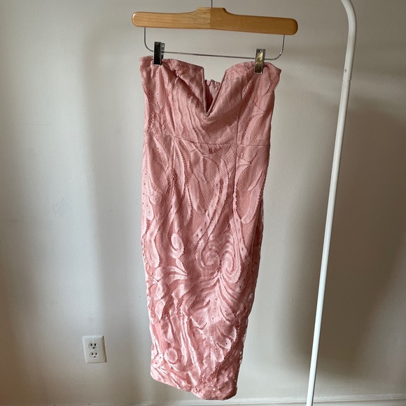 Pretty little thing pink lace strapless dress - Picture 1 of 3